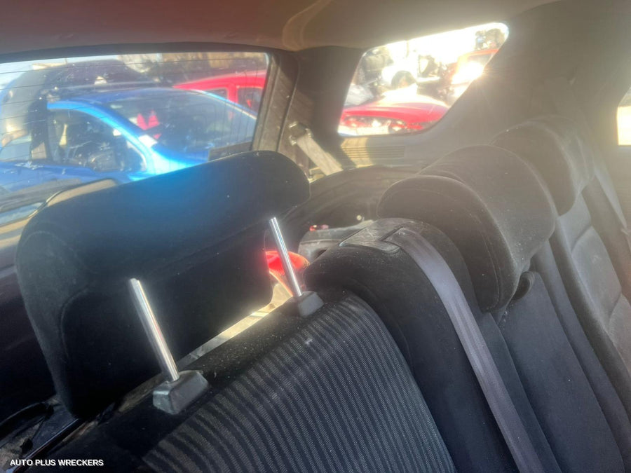 2011 Ford Territory Right Front Door Window