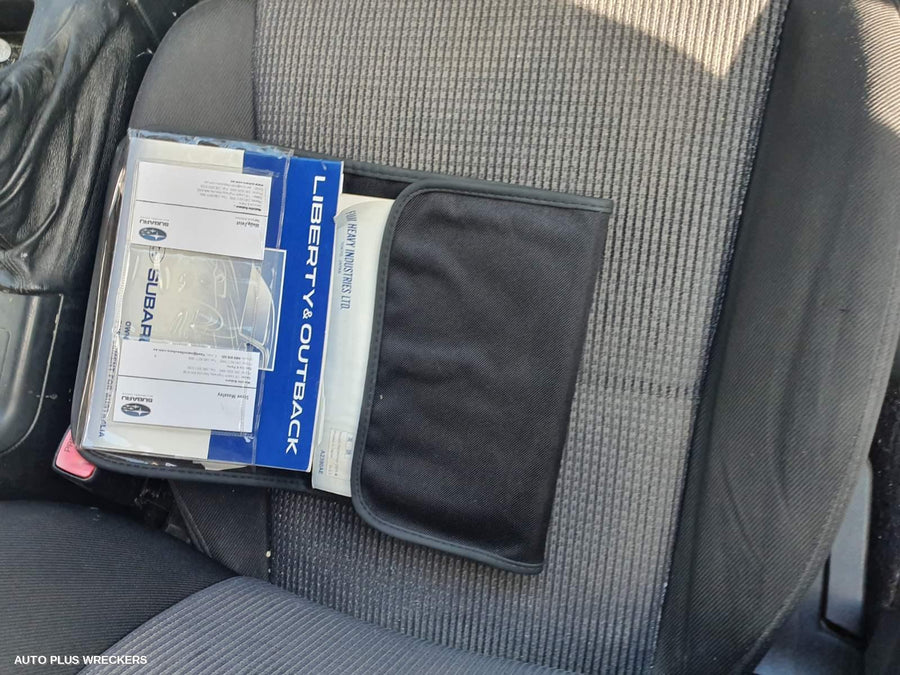 2006 Subaru Outback Right Guard