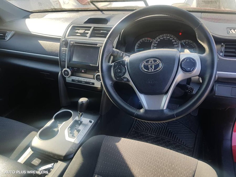 2011 Toyota Camry Door Boot Gate Lock