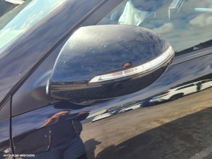 2010 Kia Sportage Right Taillight