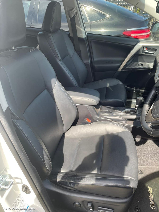 2014 Toyota Rav4 Headrest – Auto Plus Wreckers