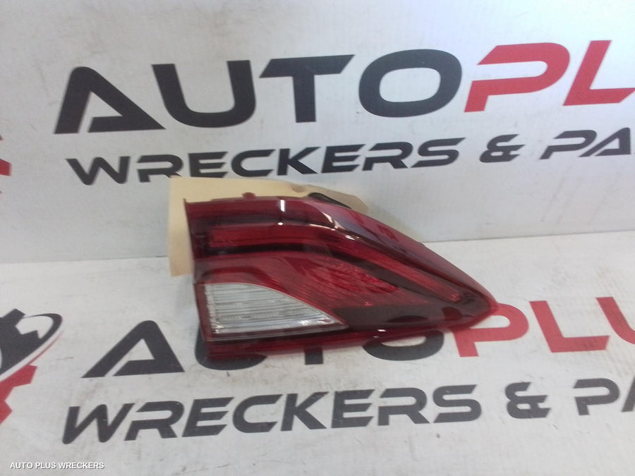 2021 Kia Stonic Rear Garnish