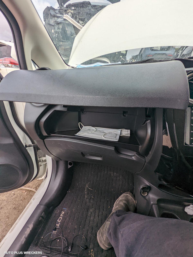 2017 Nissan Note Left Taillight