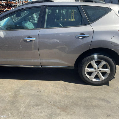 2010 Nissan Murano Left Taillight