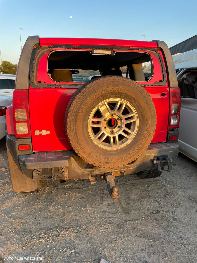 2009 Hummer H3 Right Headlamp