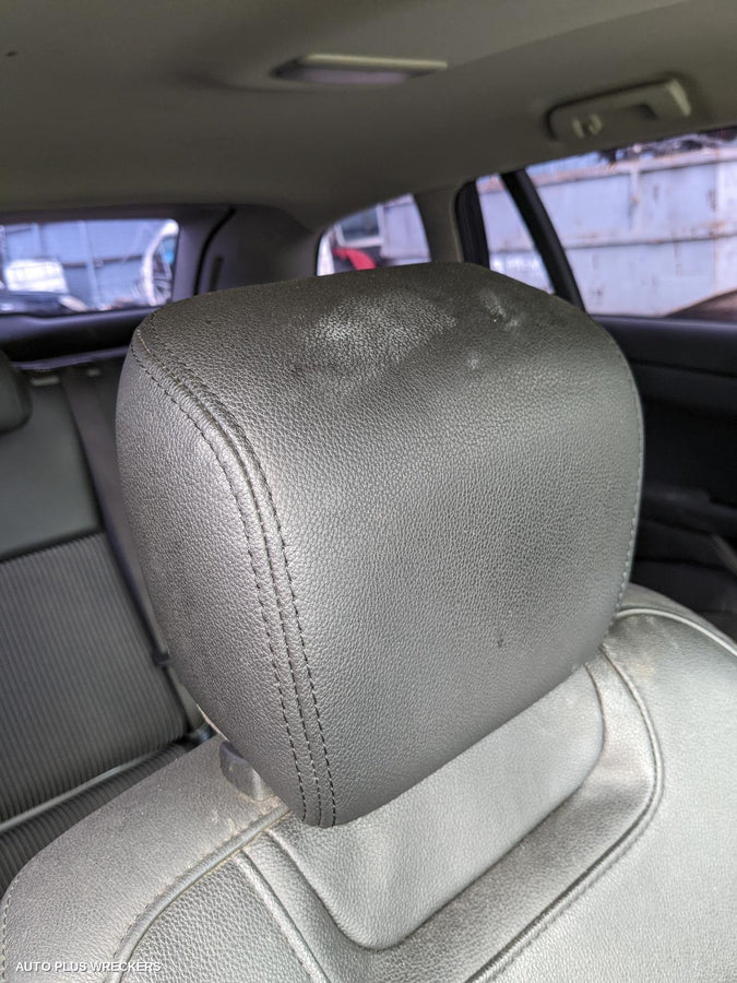 2013 Holden Commodore Left Front Hub Assembly