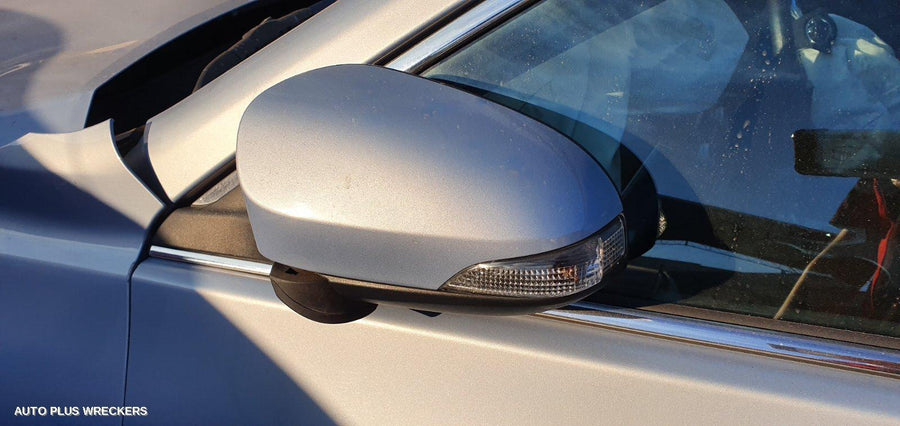 2017 Toyota Camry Sunvisor