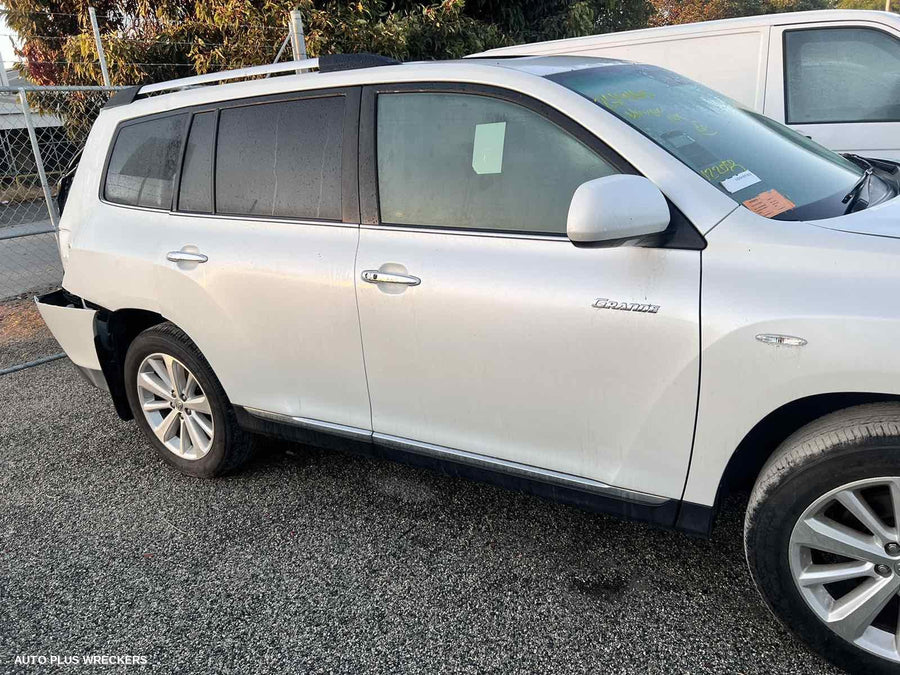 2010 Toyota Kluger Wheel Mag