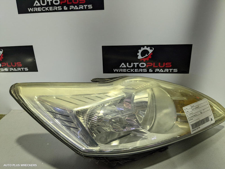 2010 Ford Focus Right Headlamp