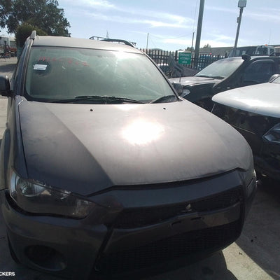 2006-2012 Mitsubishi Outlander R Bar Bracket Reinfo