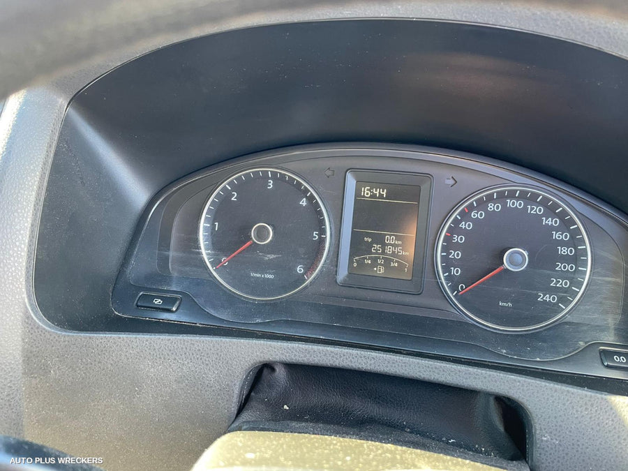 2011 Volkswagen Transporter Left Front Window Reg Motor