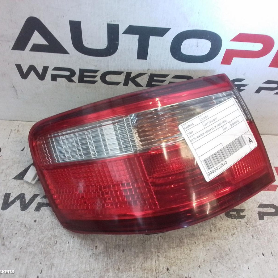 1999 Toyota Camry Left Taillight