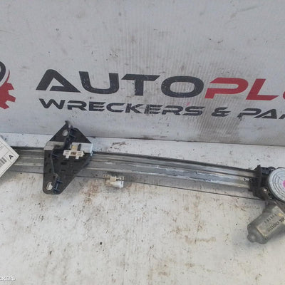 2008 Honda Crv Left Front Window Reg Motor