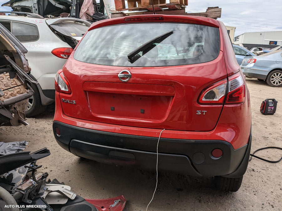 2011 Nissan Dualis Rear Bumper