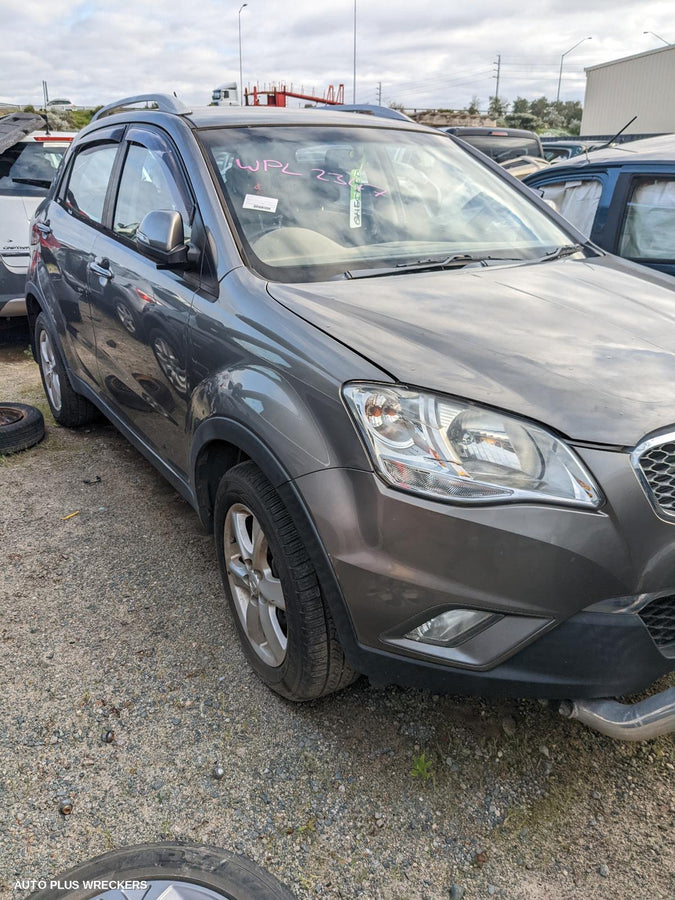 2011 Ssangyong Korando Right Front Window Reg Motor