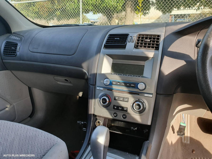 2008 Ford Falcon Left Guard