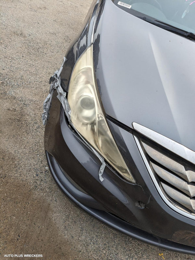 2010 Hyundai I45 Right Guard