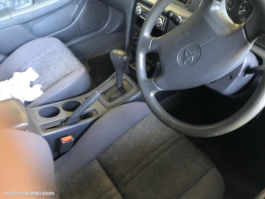 1999 Toyota Camry Right Taillight