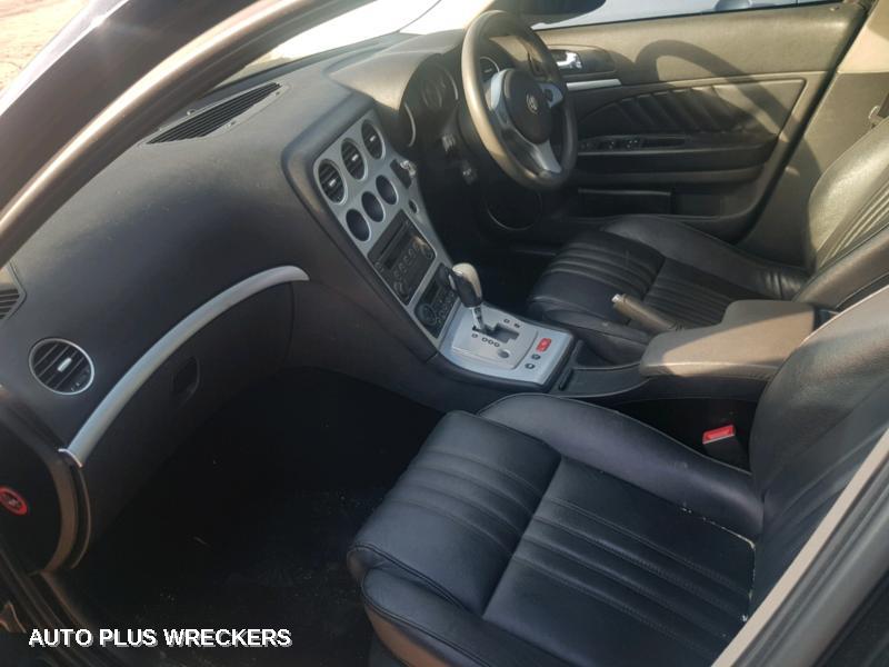 2007 Alfa Romeo 159 Right Front Door