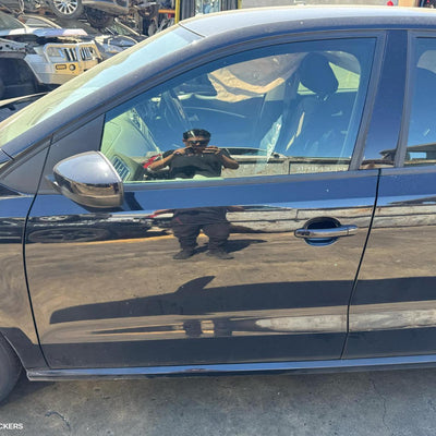 2010-2017 Volkswagen Polo Left Rear Door Window