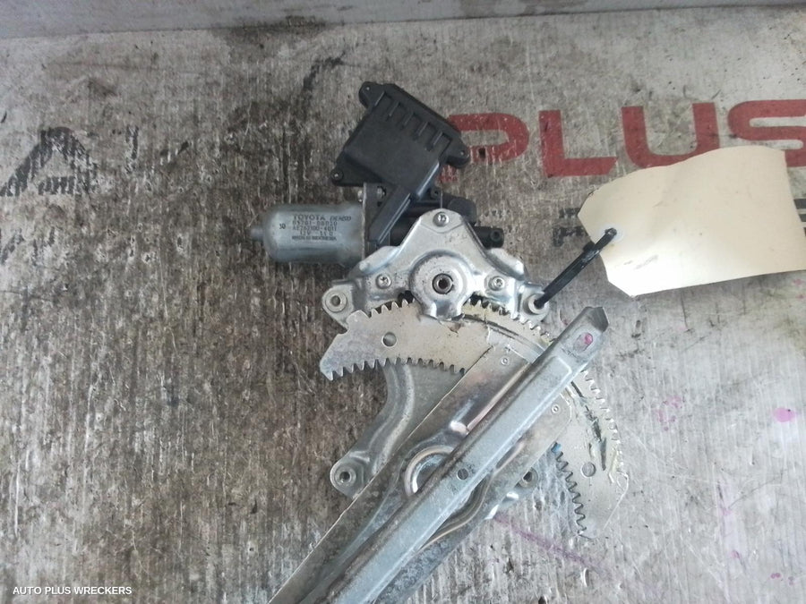 2013-2019 Toyota Corolla Right Front Window Reg Motor