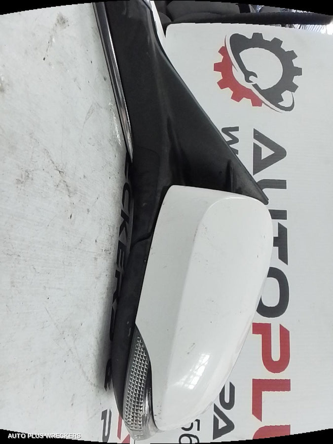 2015-2017 Toyota Camry Left Door Mirror