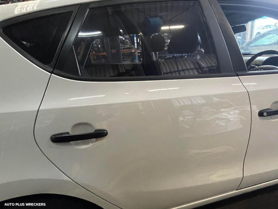 2009 Hyundai I30 Left Rear Door Window