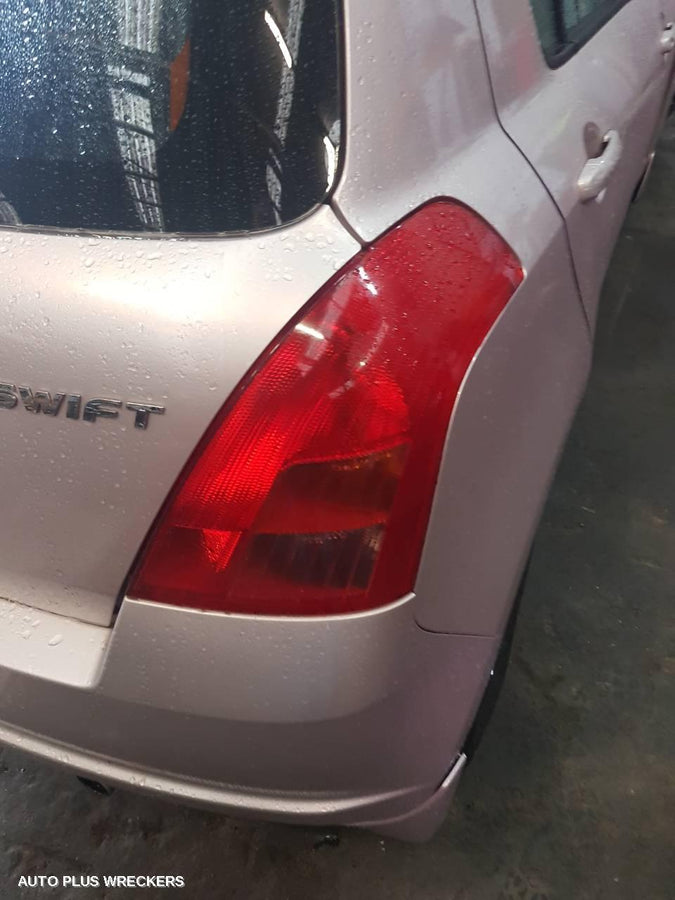 2004-2011 Suzuki Swift Right Rear Door Window