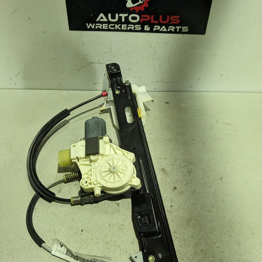 2014-2022 Nissan Xtrail Right Rear Wnd Reg Motor