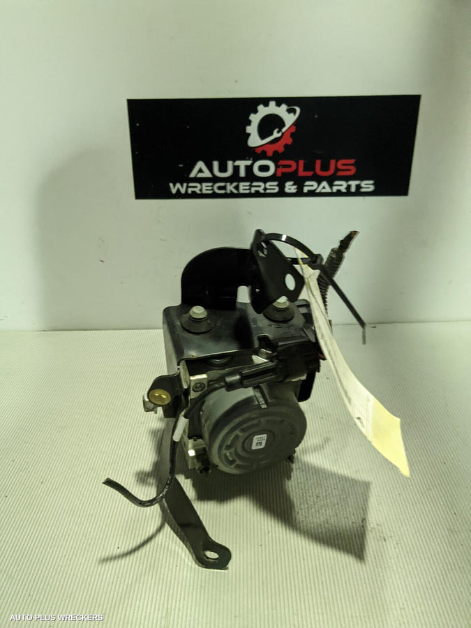 2012-2015 Mitsubishi Outlander Abs Pump Modulator