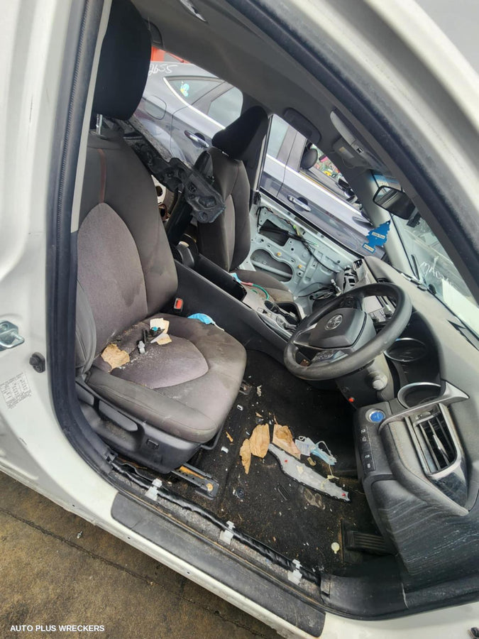 2020 Toyota Camry Sunvisor