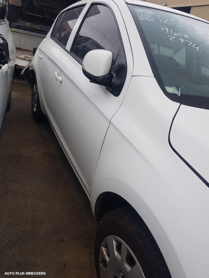 2015 Hyundai I20 Left Front Door Window