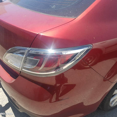 2010 Mazda 6 Right Front Door Window