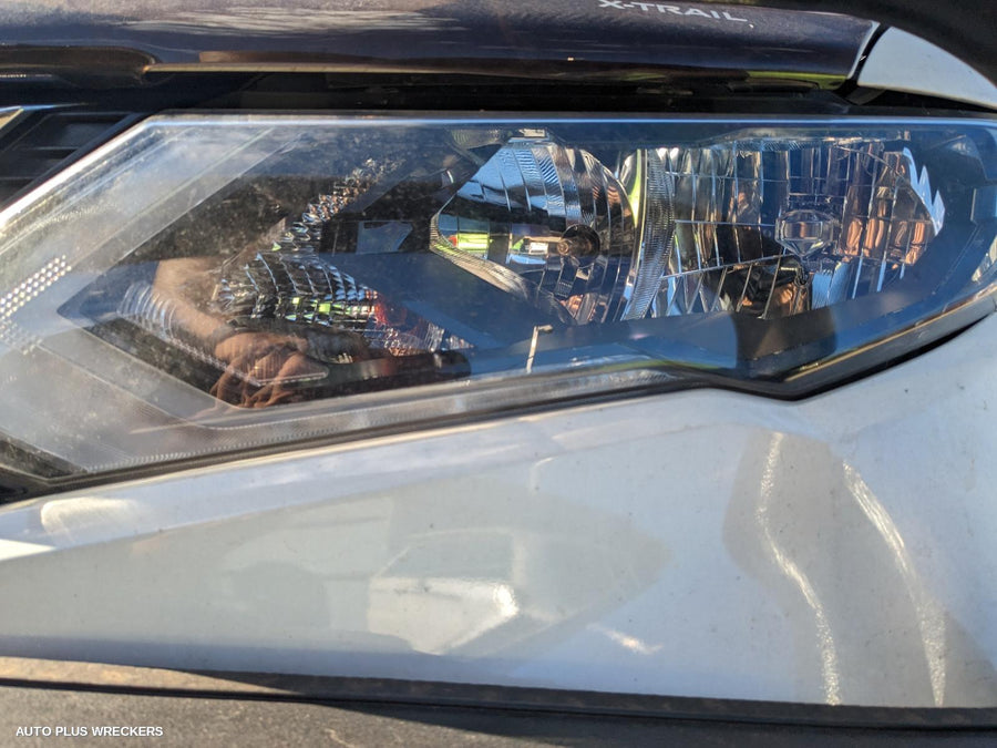 2019 Nissan Xtrail Grille