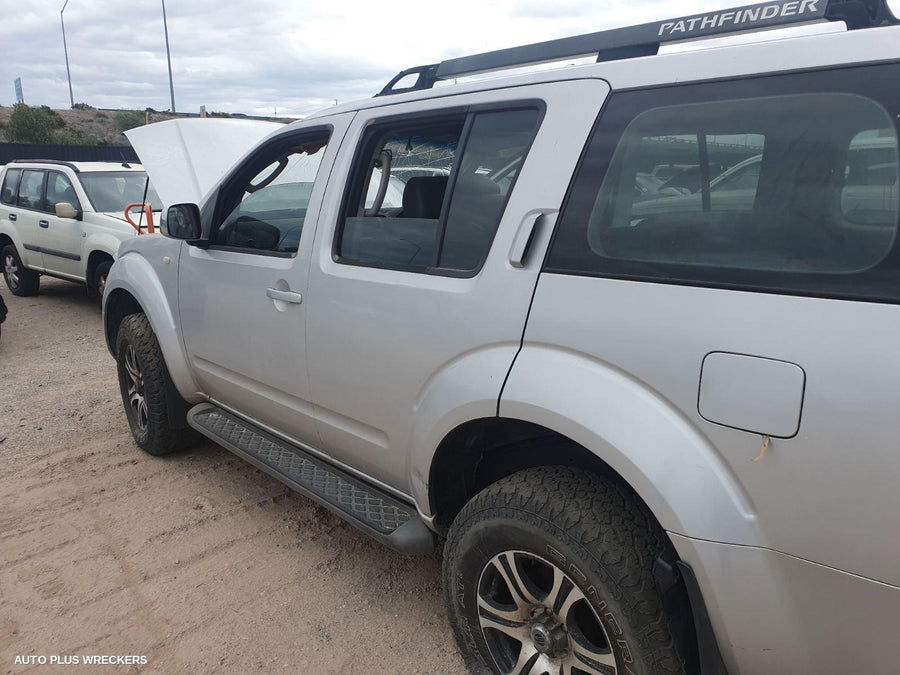 2006 Nissan Pathfinder Left Door Mirror