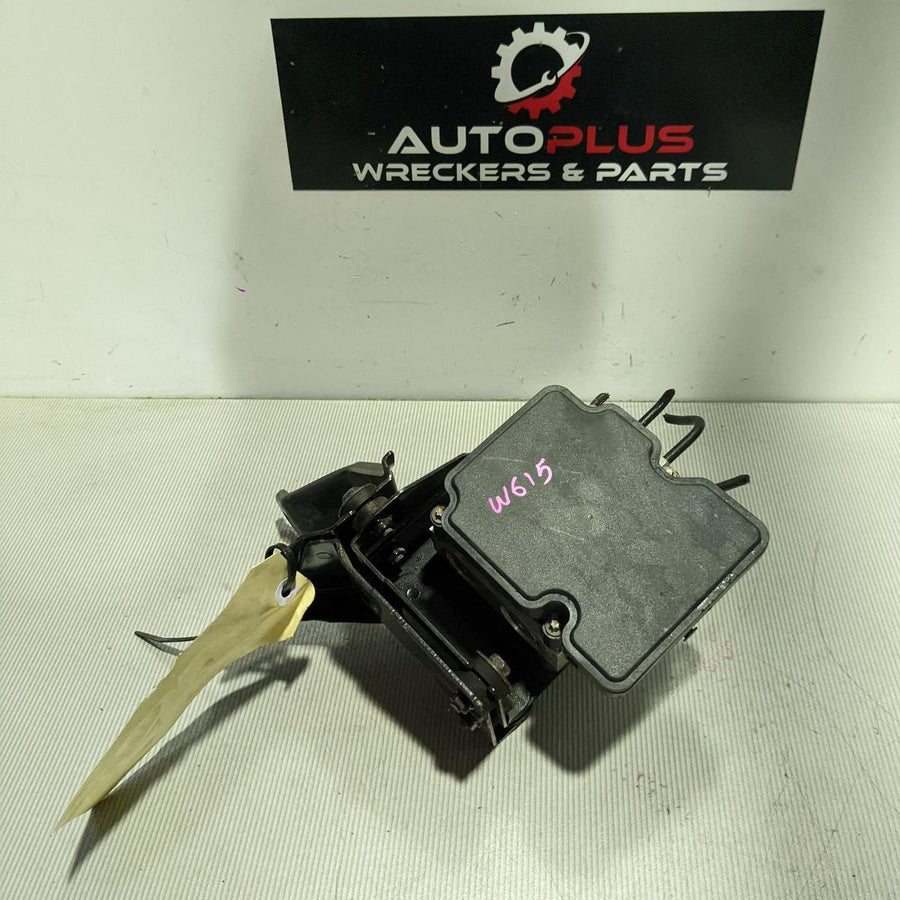 2014-2021 Nissan Qashqai Abs Pump Modulator