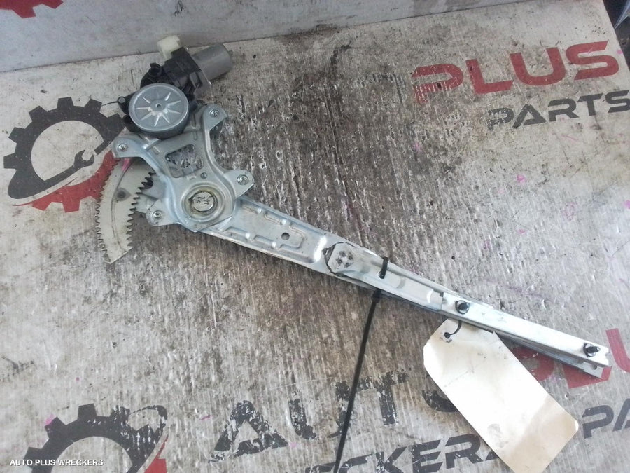 2015-2023 Mitsubishi Triton Right Front Window Reg Motor
