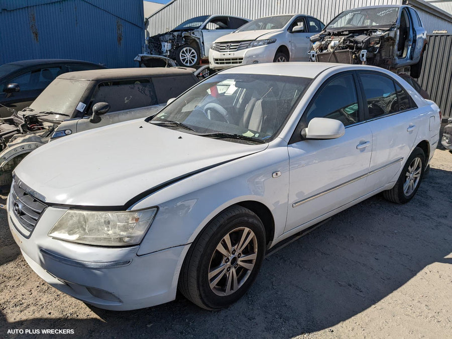 2009 Hyundai Sonata Bonnet
