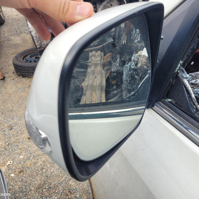 2018 Toyota Landcruiser Right Rear Side Glass