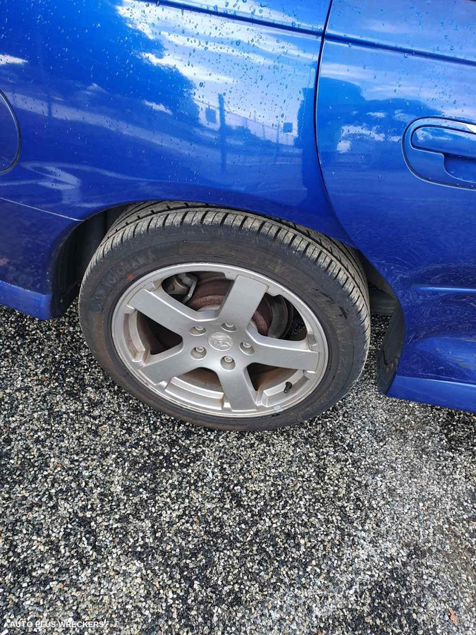 2004 Holden Commodore Radiator