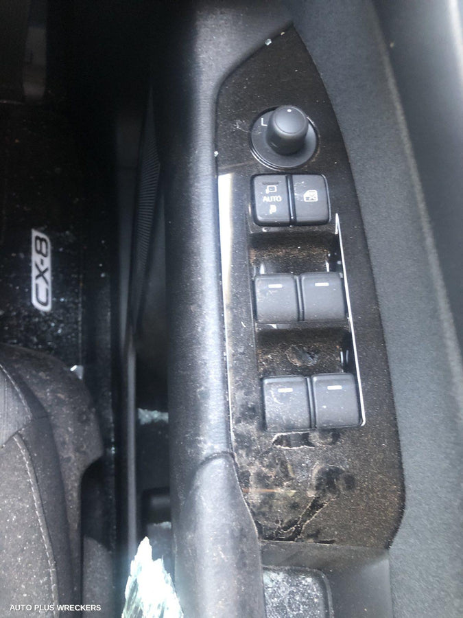 2020 Mazda Cx8 Headrest