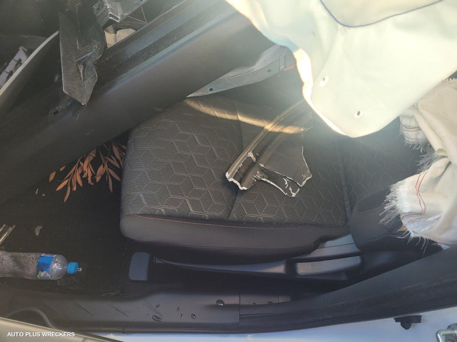 2021 Mitsubishi Asx Headrest