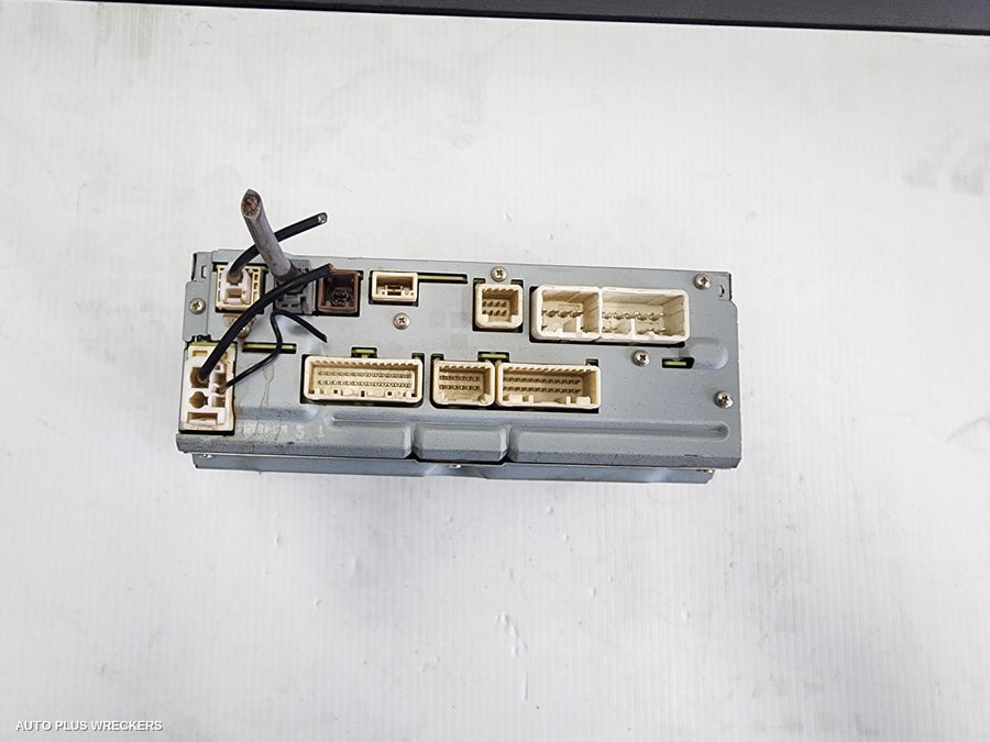 2015 Toyota Hilux Radio Cd Dvd Sat Tv