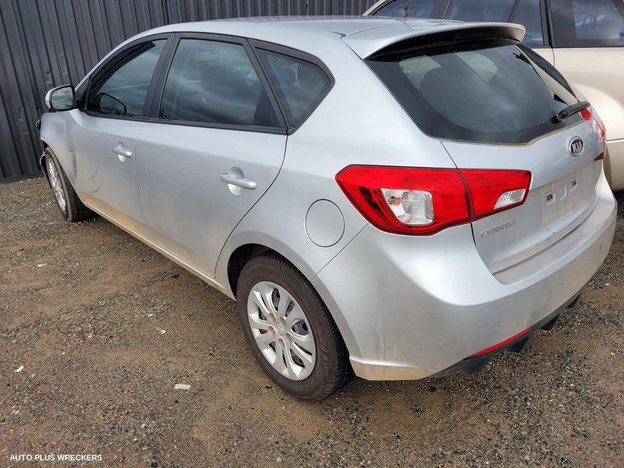 2013 Kia Cerato Parcel Shelf Cargo Blind