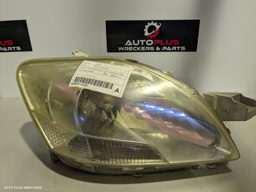 2006 Toyota Yaris Right Headlamp