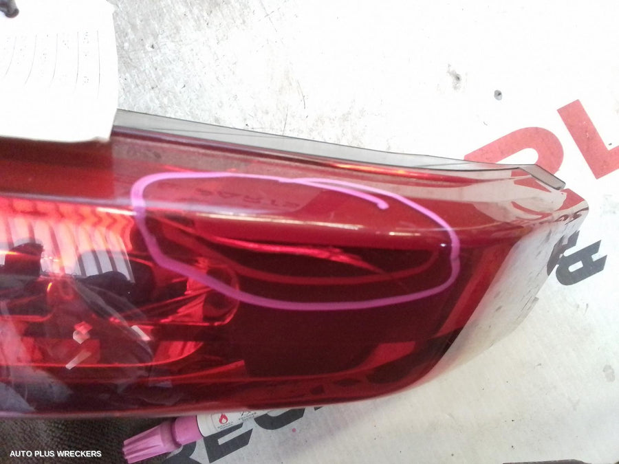 2011 Nissan Xtrail Right Taillight