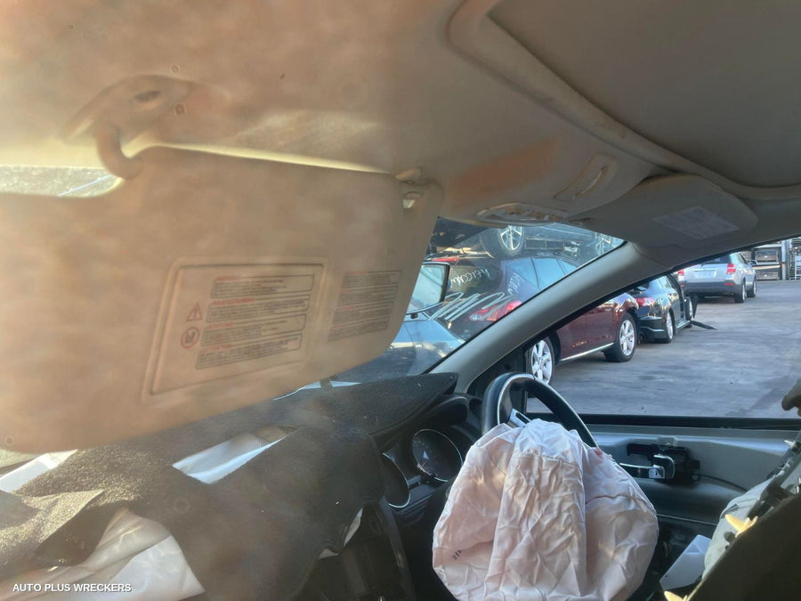 2013 Nissan Dualis Left Front Door Window