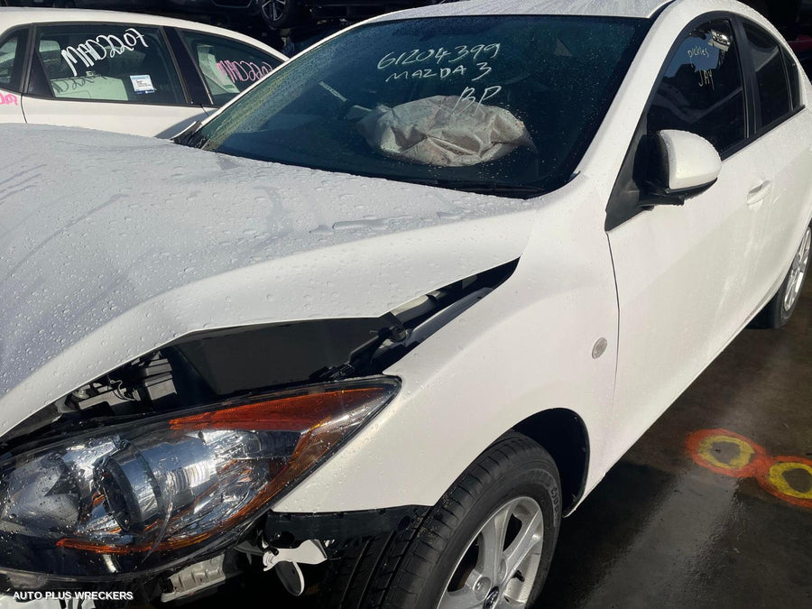 2013 Mazda 3 Right Front Door Window