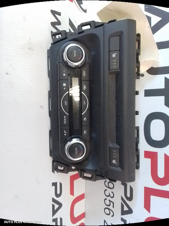2013-2016 Mazda 3 Heater Ac Controls