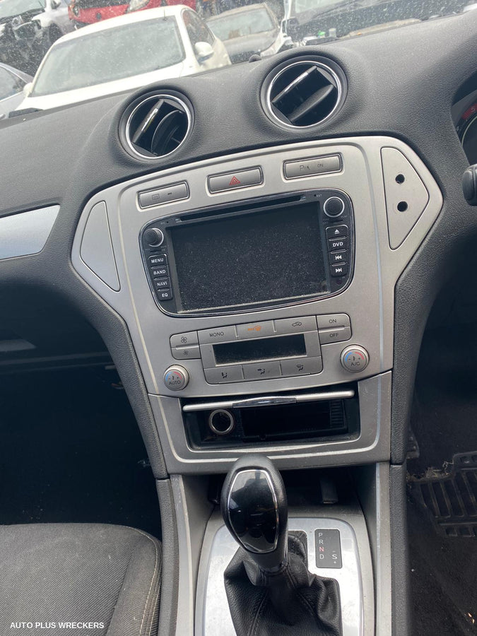 2010 Ford Mondeo Radio Cd Dvd Sat Tv